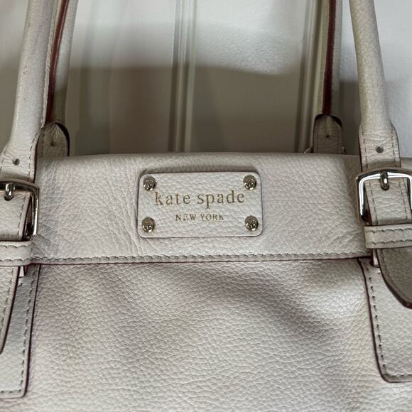 🤍KATE SPADE🤍 Creamy White Shoulder Bag, Interior Polka Dots ⚪️⚫️ (Preloved) 👜 - Picture 3 of 17